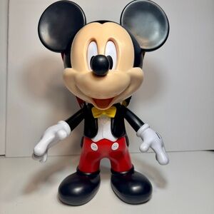 NEW 2025 Walt Disney World Mickey Mouse popcorn bucket collectible talking